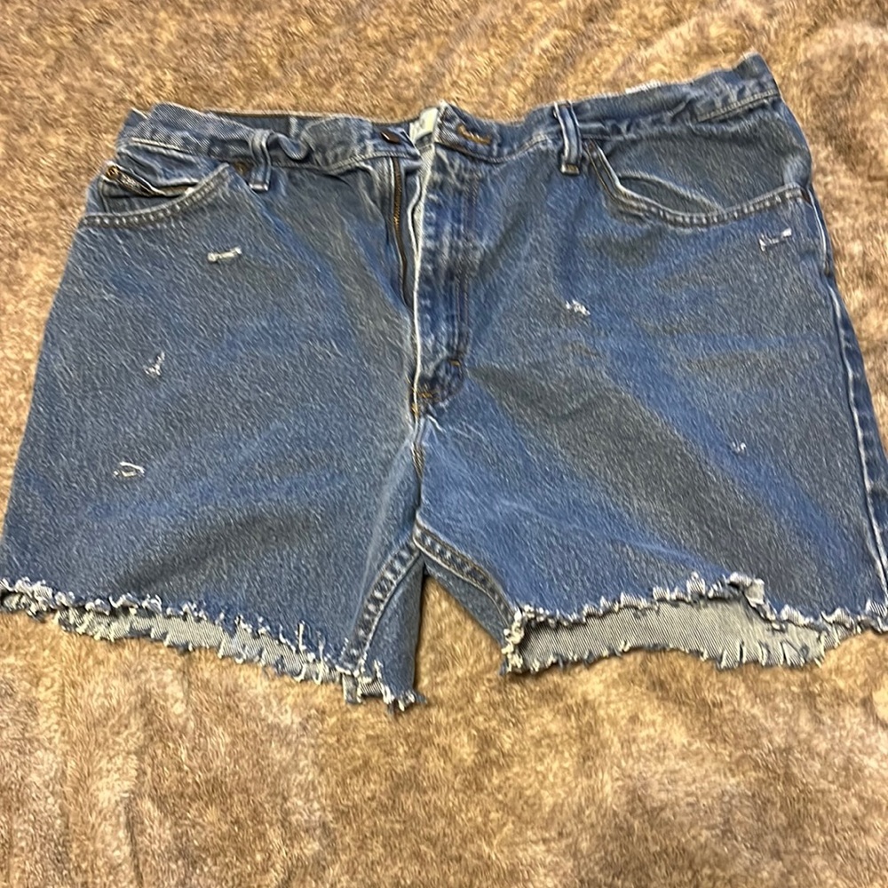 Lee cut off jean shorts size 42 waist
